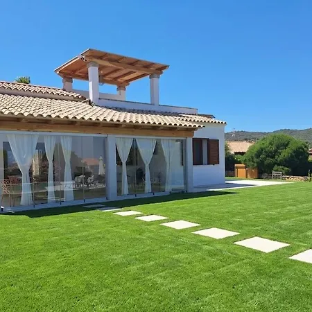 Vanni, 500 Meters From The Sea, Sea View, Swimming Pool Vila *